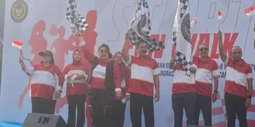 Menteri Imipas Agus Andrianto membuka kegiatan fun walk dan bakti sosial di Kampus Politeknik Pengayoman Indonesia Kota Tangerang.