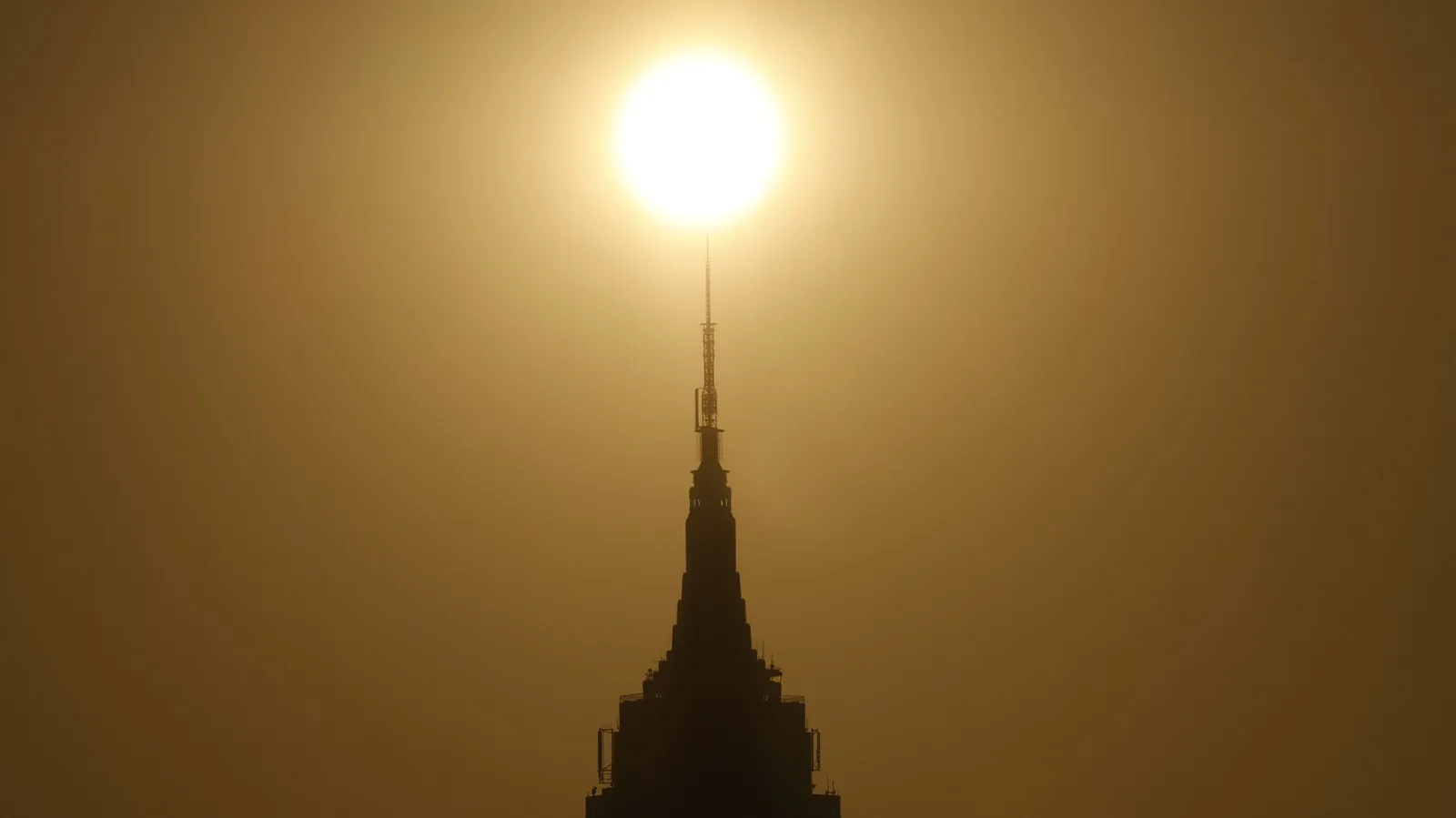 Visualisasi pemanasan global dan kenaikan suhu bumi di atas batas 1,5 derajat Celsius